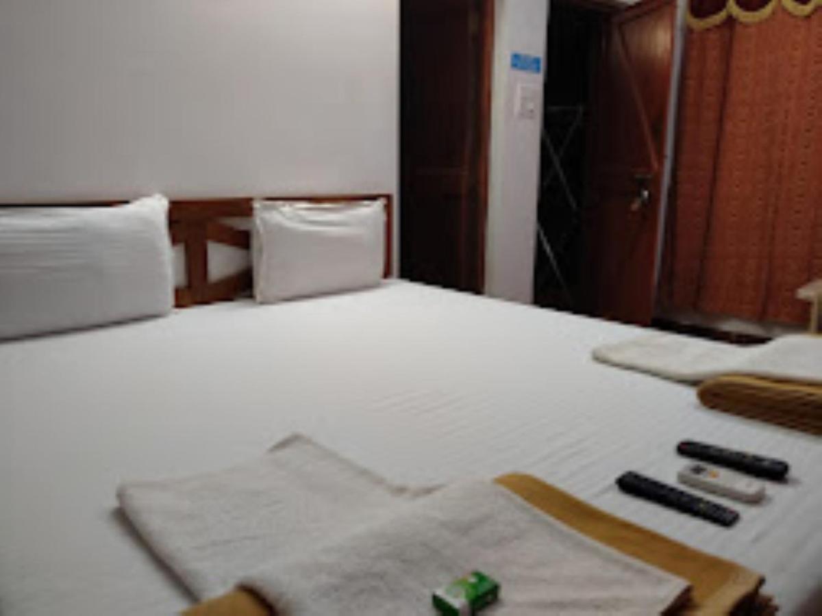 Blue Sea Beach Resort Mālvan מראה חיצוני תמונה